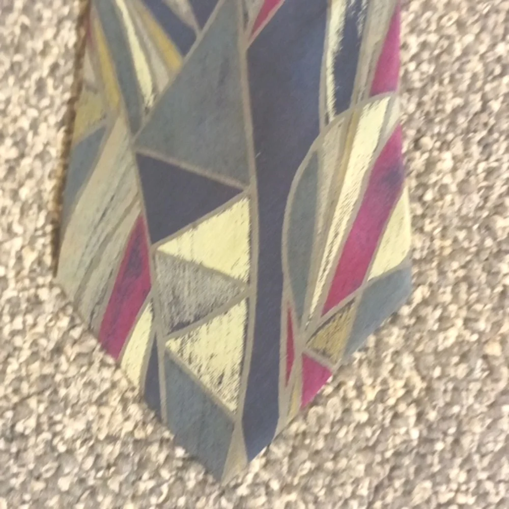 Signori Dei Signori 100 % Silk Mens Tie Modern Design